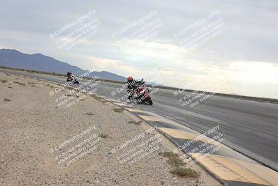 media/Sep-21-2025-Race Pace (Sun) [[98bf33ef95]]/Verified/3-Turn 11 Inside (850am)/